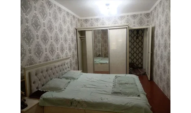 Квартира во вторичке, 2-комн., 49.6 м², 4/5 этаж