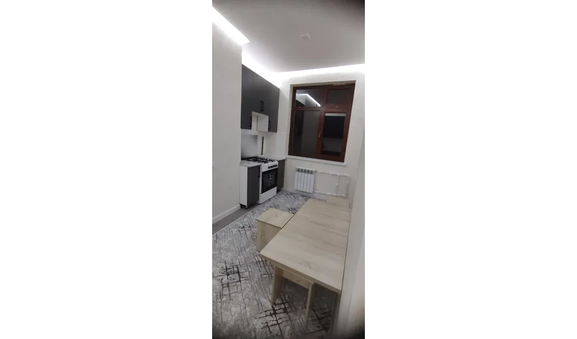 Квартира во вторичке, 2-комн., 52 м², 7/7 этаж