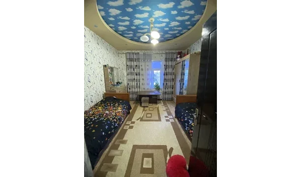 Участка-дом, 8-комн., 6 сот