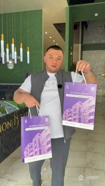 Dormonsaroy Konorga Makgregorga sovg’a qilinadigan xonadonni xujjatini menga topshirdi, ikkinchi uy kimga? 

Kv 8.200.000 so’mdan 📞 +99878 113-63-50