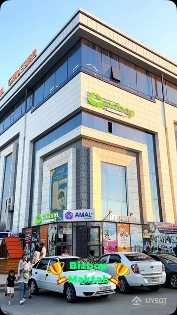 «Oila group» jamoamiz bilan, telegram kanalimizda o‘tkazilgan so‘rovnomada faol qatnashib, «Bizbop maktab» maqomini qo‘lga kiritgan Uchquduq shahridagi 20-maktab va 18-maktab jamoalari bilan uchrashib, sovg’alarimizni taqdim qildik. 

Birgalikda quvonch ulashdik, motivatsiya oldik va yana bir bor ishonch hosil qildik: kelajak avlod — bizning eng katta ilhomimiz!

Bu hali hammasi emas!
Kelgusida ham yosh avlodni qo‘llab-quvvatlash, ularning orzulariga qanot bag‘ishlashda davom etamiz!

Biz bilan bo’lganingiz uchun RAHMAT, hurmat ila “Oila group” jamoasi.❤️‍🔥